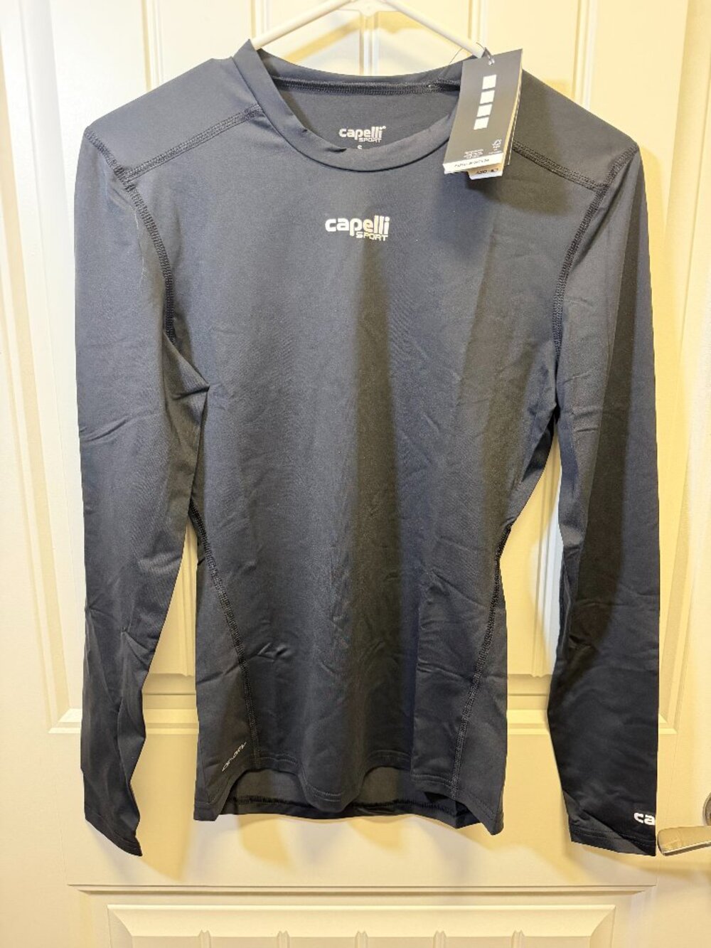 NWT Capelli Sport Long Sleeve Performance Top Mens S Black